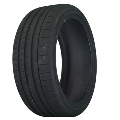 Yokohama Advan Sport V107A 235/40ZR19 92Y